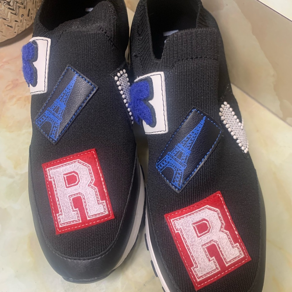 Karl Lagerfeld Paris Women's
Meadow Graphic Slip-On
Sneakers-Size 7M NWOT - Picture 4 of 7